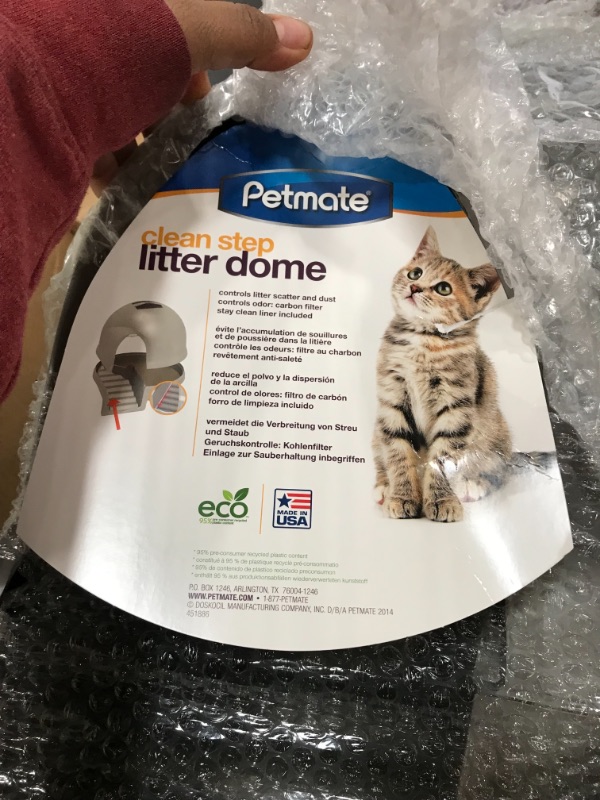 Photo 2 of  Petmate Booda Clean Step Cat Litter Box Dome (Multiple Cat Closed Litterbox, Indoor Cat Litterbox Enclosure, Made in The USA with 95% Recycled Materials)
