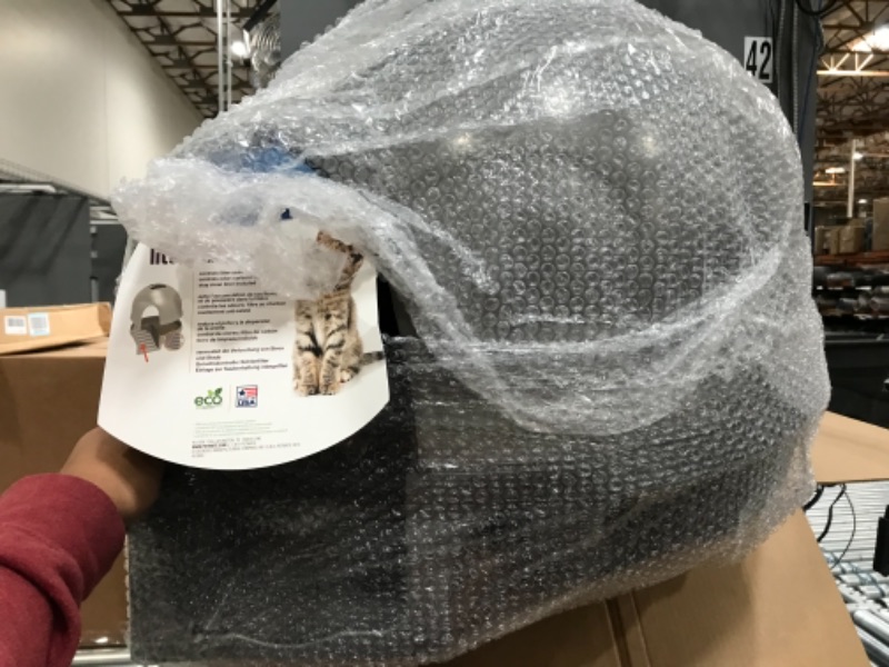 Photo 3 of  Petmate Booda Clean Step Cat Litter Box Dome (Multiple Cat Closed Litterbox, Indoor Cat Litterbox Enclosure, Made in The USA with 95% Recycled Materials)
