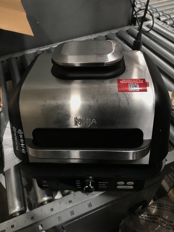 Photo 6 of Ninja Foodi XL Pro 7-in-1 Grill/Griddle Combo and Air Fryer, 15-3/4" X 11-5/8" X 17-7/16", Silver
