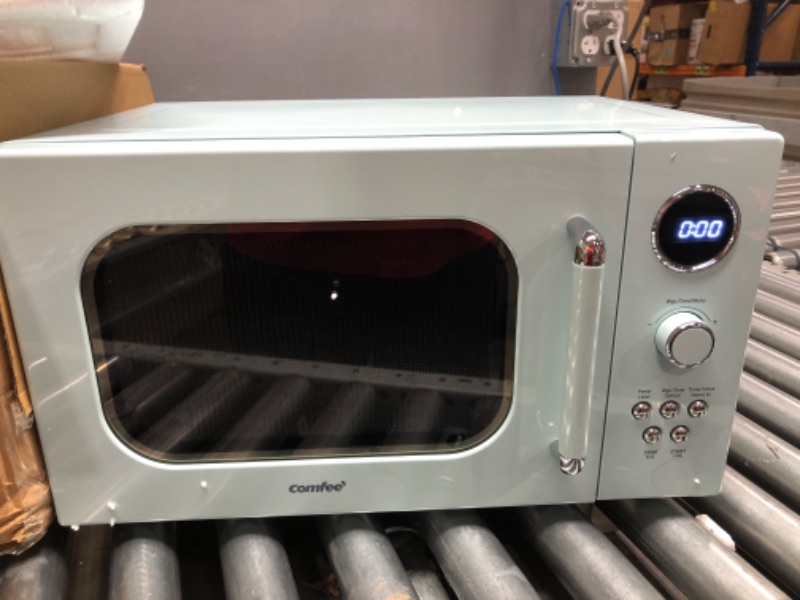 Photo 2 of COMFEE' CM-M091AGN Retro Microwave with Multi-stage Cooking, 9 Preset Menus and Kitchen Timer, Mute Function, ECO Mode, LED digital display, 0.9 cu.ft, 900W, Green