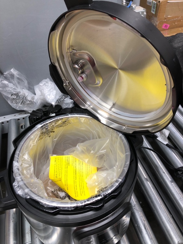 Photo 1 of 8 qt. Stainless Steel Duo Electric Pressure Cooker