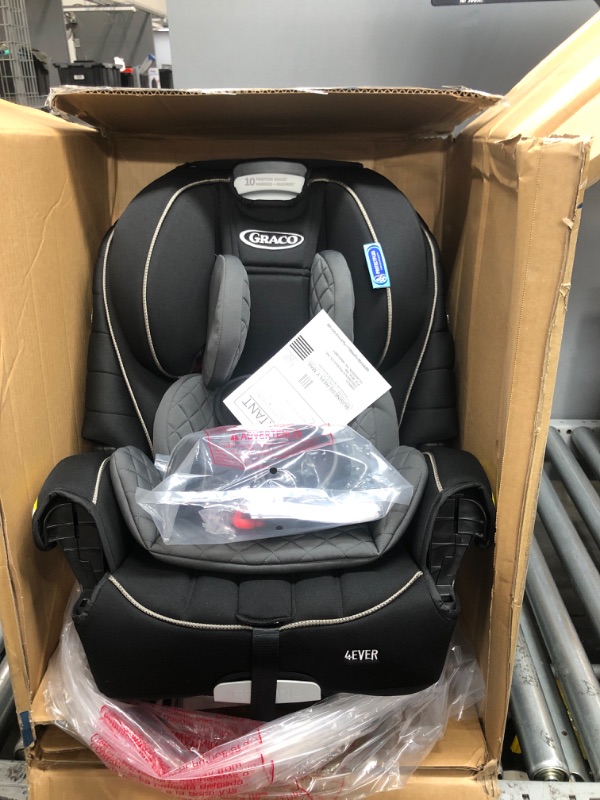 Photo 2 of Graco 4Ever 4 in 1 Car Seat featuring TrueShield Side Impact Technology
