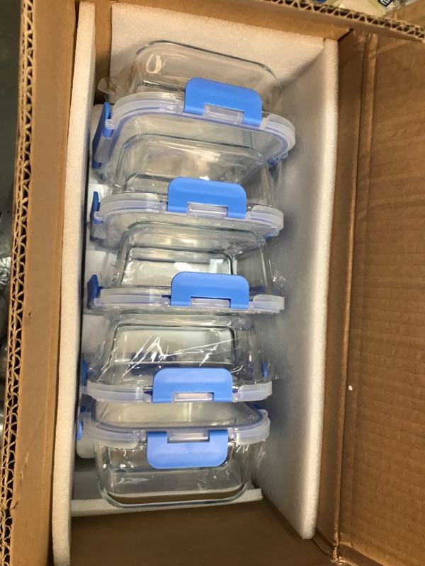 Photo 1 of Amazon Basics 2 Compartment Glass Meal Prep Containers, 36 ounces, 10-Piece Set, 5 Containers and 5 BPA-Free Lids, clear with blue silicone ring