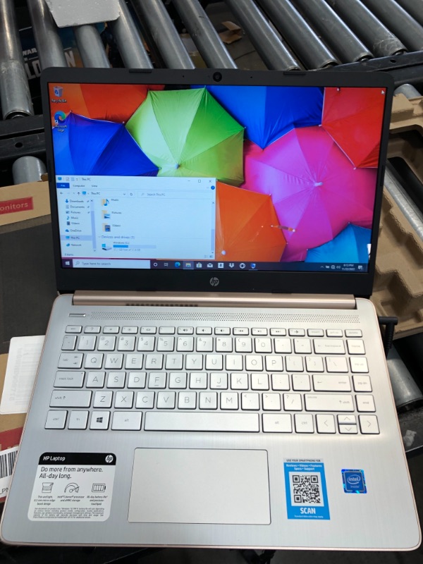 Photo 2 of HP 14-dq0004dx - Celeron N4020 / 1.1 GHz - Win 10 Home in S mode - 4 GB RAM - 64 GB eMMC - 14" 1366 x 768 (HD) - UHD Graphics 600 - Wi-Fi, Bluetooth- pale rose gold
