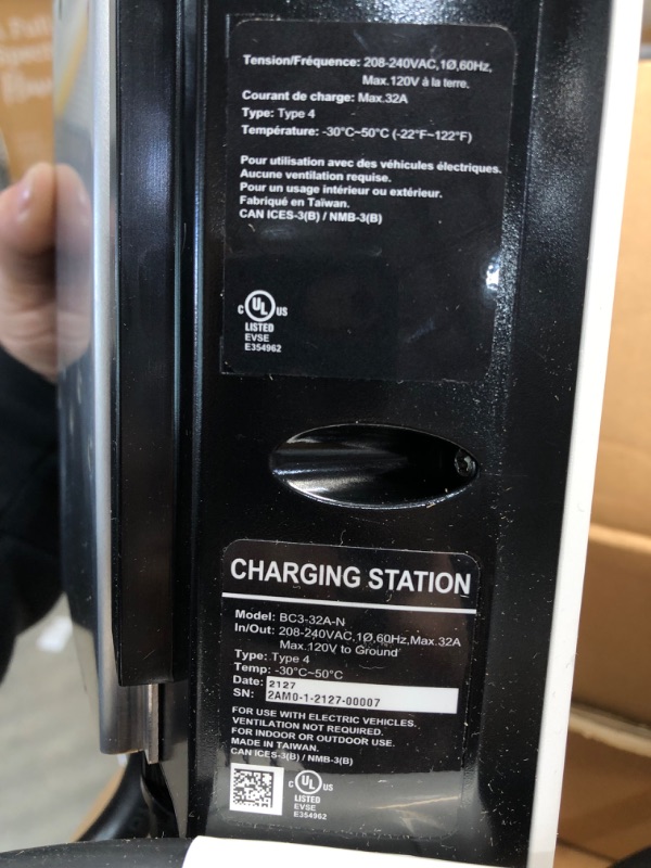 Photo 2 of Amazon Basics Electric Vehicle (EV) Level 2 Charging Station, 32 Amp - 18 feet
