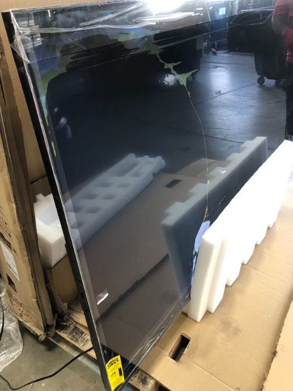 Photo 1 of **SCREEN SHOWS ERROR WITH LINES** NEEDS REPAIR** TCL 85-inch Class 4K UHD Dolby Vision HDR QLED Roku Smart TV 85R745
