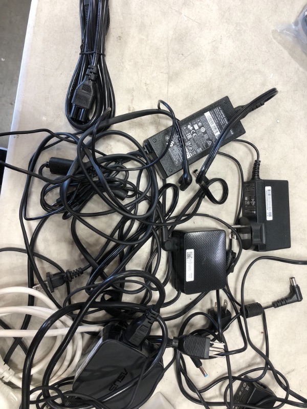 Photo 1 of MIXED BUNDLE OF TV POWER CORDS**MIXED TYPES**15 UNITS**