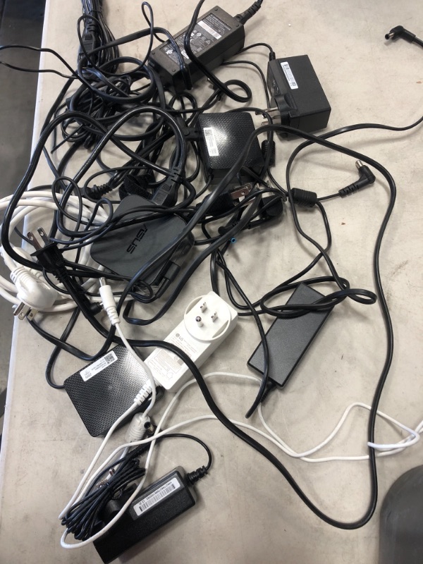 Photo 2 of MIXED BUNDLE OF TV POWER CORDS**MIXED TYPES**15 UNITS**