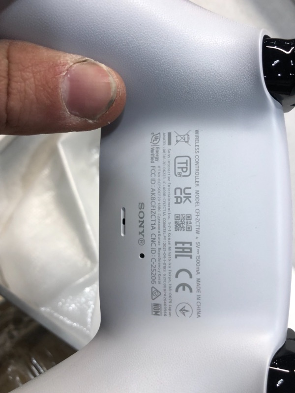 Photo 6 of PARTS ONLY DID NOT POWER ON 
PlayStation 5 Console

