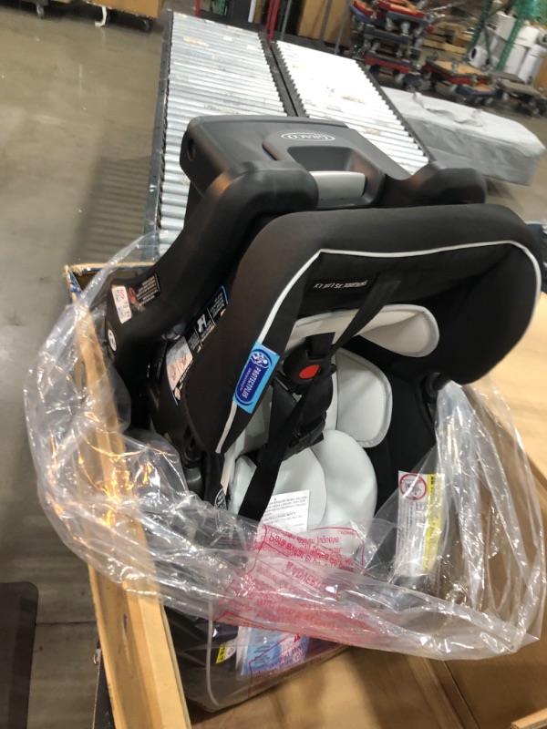 Photo 2 of Graco SnugRide 35 Lite LX Infant Car Seat - Studio