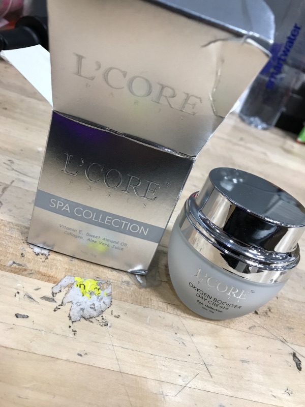 Photo 2 of L'Core Paris Oxygen Booster Day Cream - Firming Anti Aging Face and Neck Skin Cream - Oxygenating Facial Cream Moisturizer for Tightening & Lifting Sagging Skin - 50g

