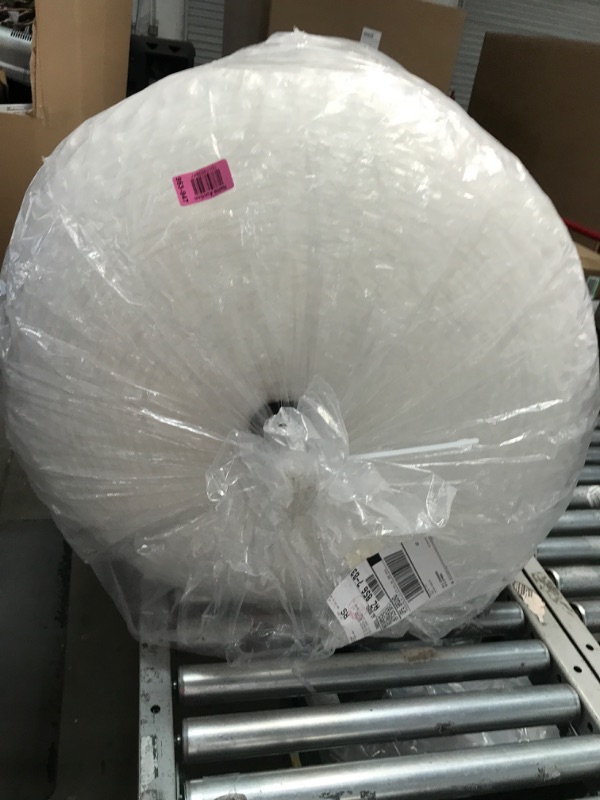 Photo 1 of 1/2" 48" x 125` Perfed 12" Retail Length Large Bubble (1 roll/bundle)