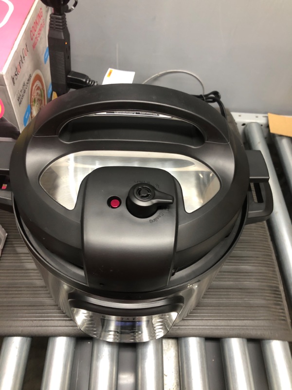 Photo 1 of *** TESTED*** 8 qt. Stainless Steel Duo Electric Pressure Cooker