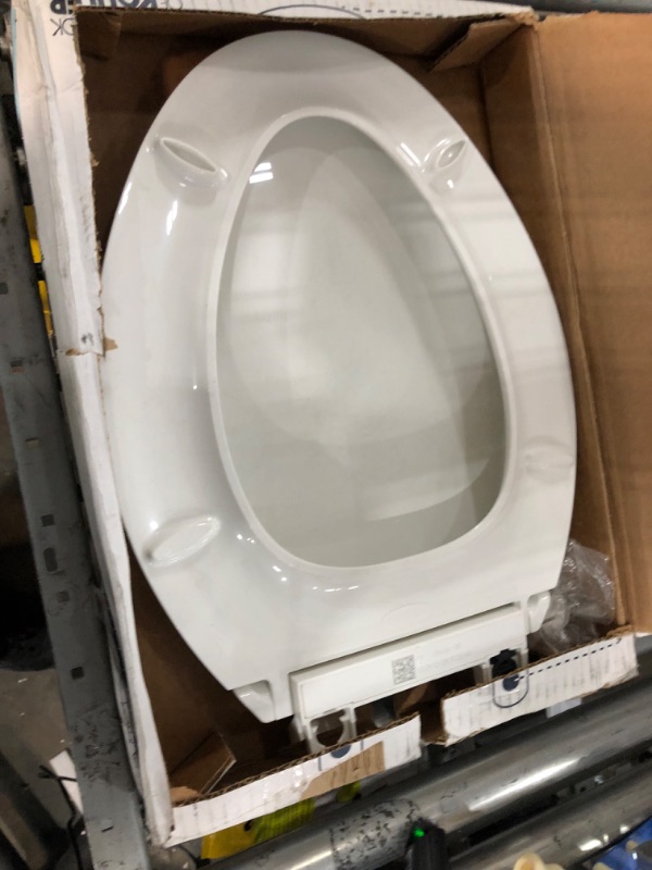 Photo 3 of **PARTS ONLY**
18 5/8 ROUND ELONGATED BOWL SEAT, VIEW PHOTOS