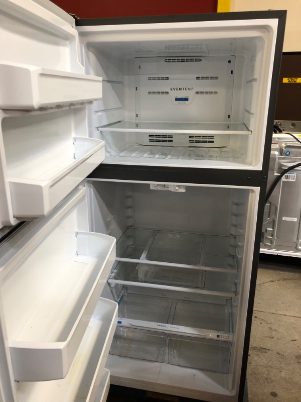 Photo 4 of Frigidaire Garage-Ready 18.3-cu ft Top-Freezer Refrigerator (Easycare Stainless Steel)
