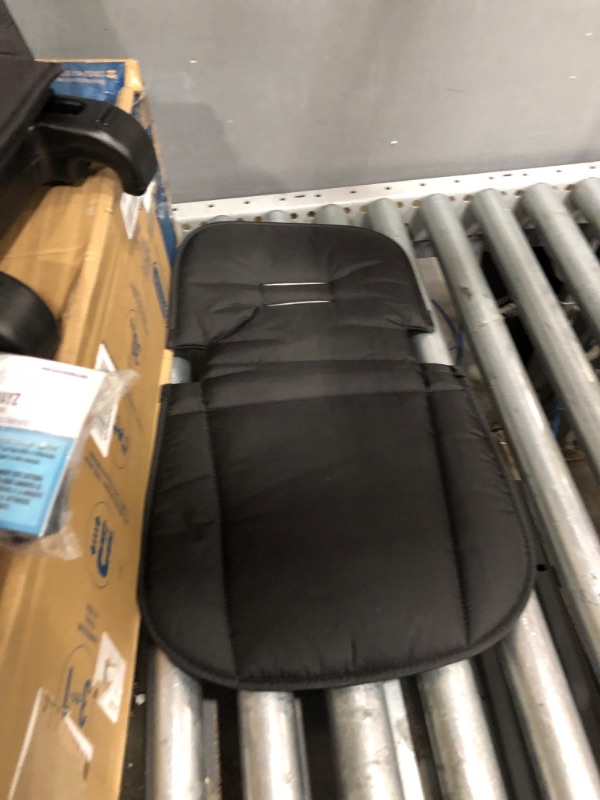 Photo 4 of Graco Tranzitions 3 in 1 Harness Booster Seat, Proof
