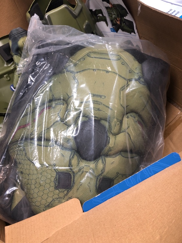 Photo 4 of Disguise Master Chief Ultra Prestige Halo Microsoft Costume, Small/4-6