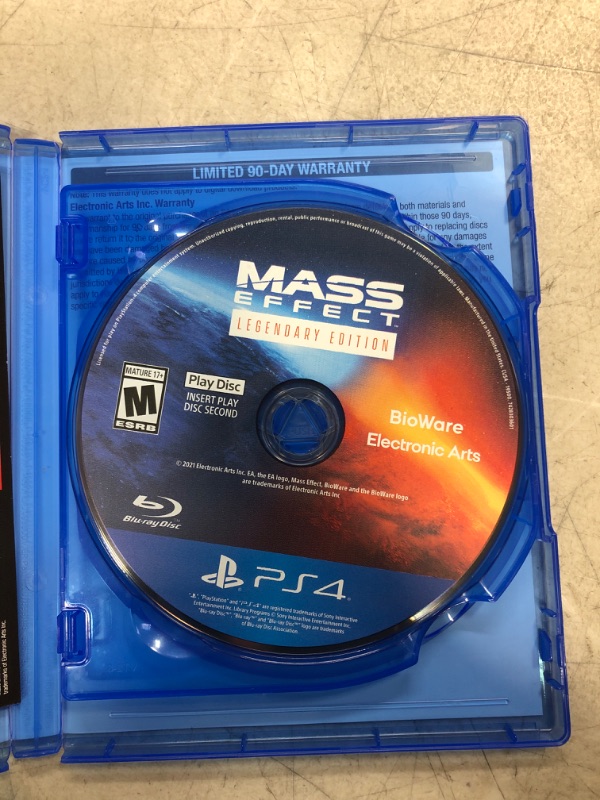 Photo 3 of Mass Effect Legendary Edition - PlayStation 4 ** USED BUT LOOKS BRAND NEW ** UNABLE TO TEST !
