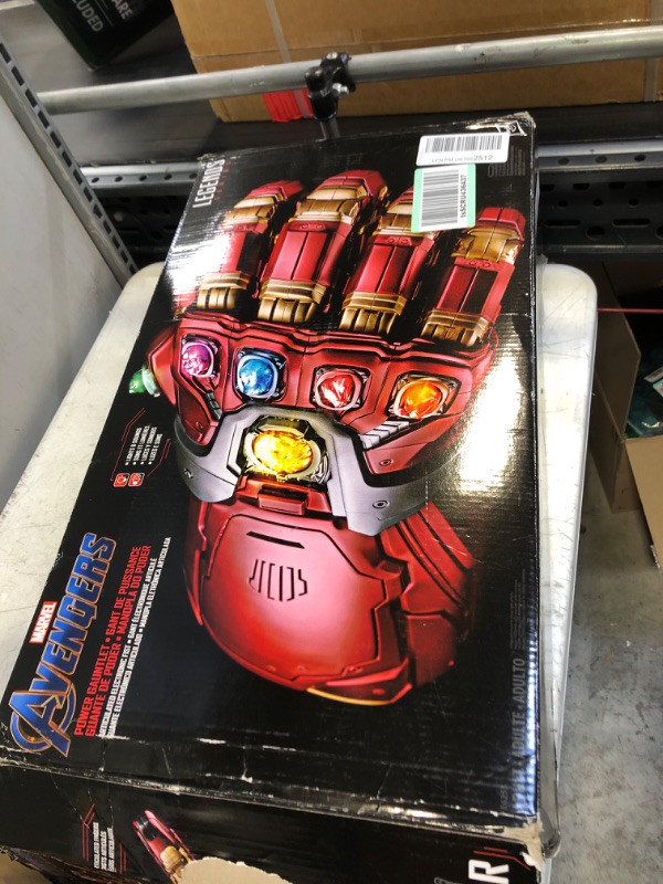 Photo 4 of Avengers Marvel Legends Series Endgame Power Gauntlet Articulated Electronic Fist,Brown,18 years and up