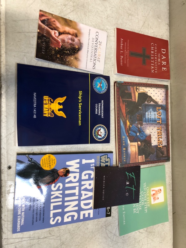 Photo 1 of  LOT OF BOOKS !! COMES AS IS  ** 