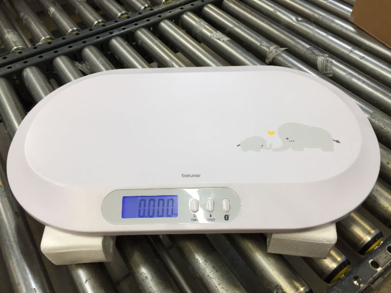 Photo 2 of Beurer BY90 Baby Scale, Pet Scale, Digital, with Measuring Tape, tracking weight with App ** BOX DAMAGE **