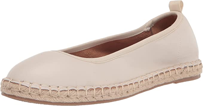 Photo 2 of Amazon Essentials Women's Espadrille Ballet Flat Size 10 Beige and pink (pack of 2) 

