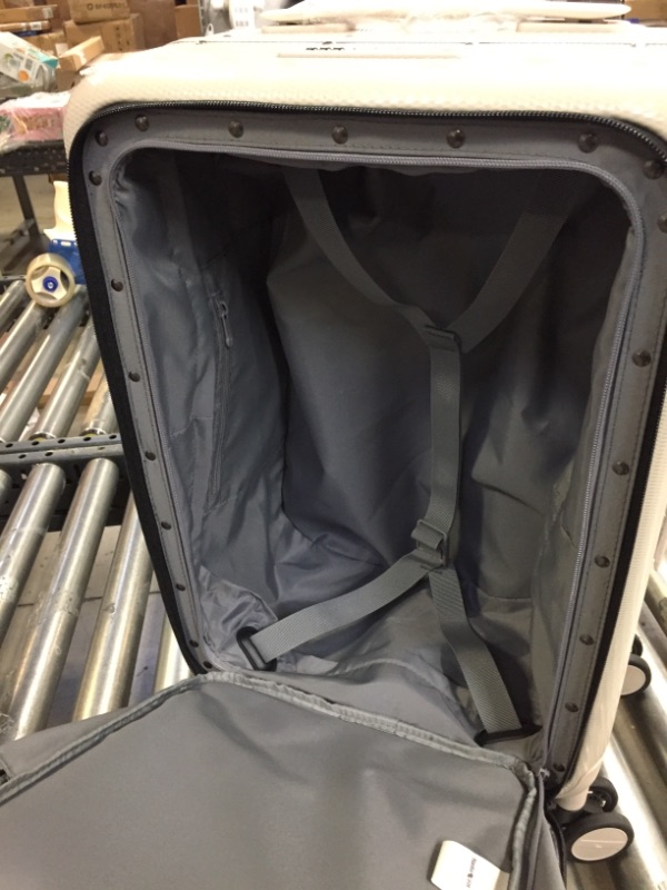 Photo 3 of 21 inch hardback white suitcase 
