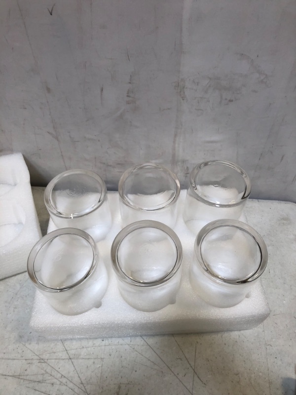 Photo 4 of 6 Inches Tall (15 cm) Clear Glass Cylinder vases,Pack of 6 Centerpiece Flower Vase,Floating Candle Holder for Home & Garden Decor, Wedding, Party.
