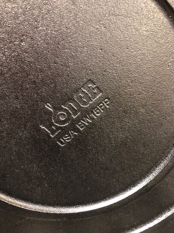Photo 1 of 15 Inch Seasoned Cast Iron Pizza Pan