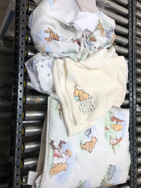 Photo 1 of BABY WINNIE THE POOH BLANKET AND SHEET SET 