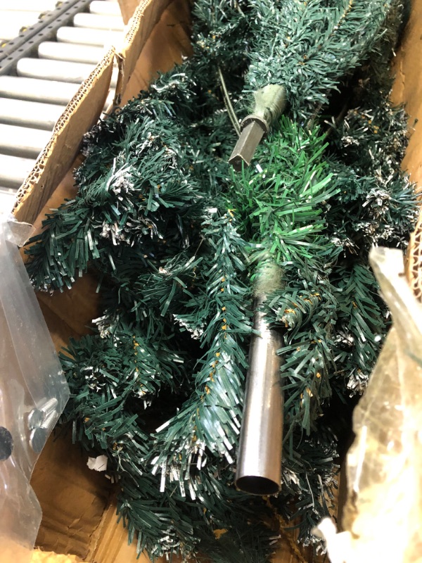 Photo 1 of 7 ft Artificial Christmas Tree Xmas Tree Outdoor Home Office, 900 PVC Branch Tips Easy Assembly Green White, Metal Hinges Stand Foldable Base Feel Real Unlit Holiday Décor for Indoor… 7ft 900 Branches