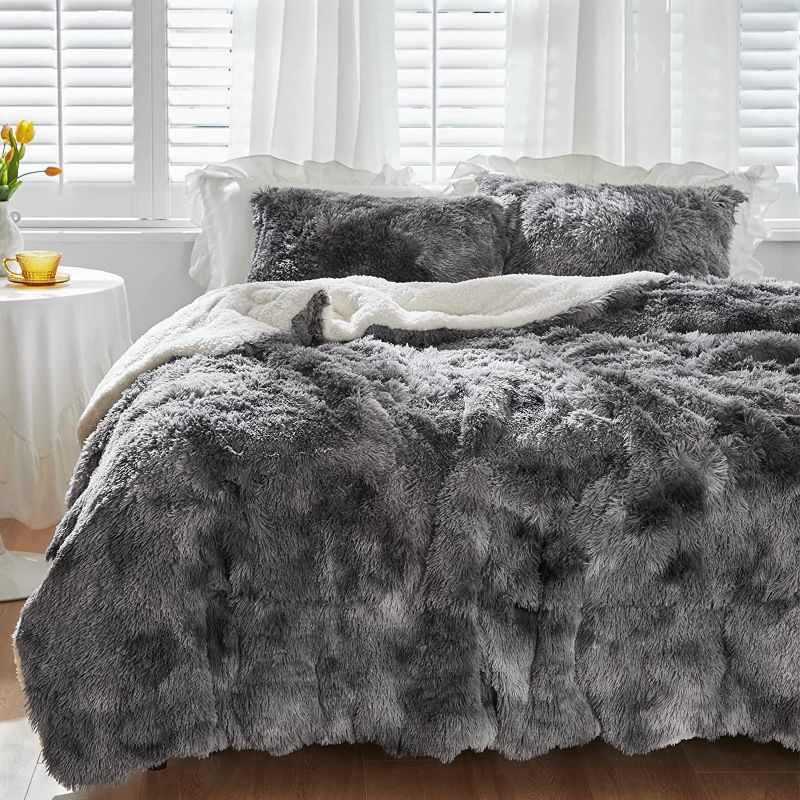 Photo 1 of 3 Pieces Plush Shaggy Comforter Set King Size, Luxury Faux Fur Fluffy Duvet Set, Ultra Soft and Warm Bedding Set for Winter (1 Comforter + 2 Pillowcases, Black with Gray)
