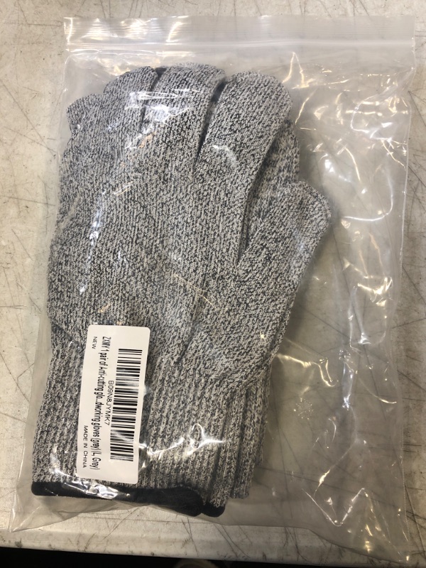 Photo 2 of ZXMY 1 pair of Anti-cutting gloves +1 pair of Protective arm sleeves, food grade kitchen protective 2 Count (Pack of 1) Grey