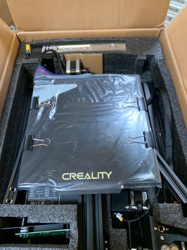 Photo 4 of COMGROW Creality Ender 3 Pro 3D Printer with Glass Plate, Upgrade Cmagnet Build Surface Plate and UL Certified Meanwell Power Supply Build Volume 220x220x250mm -- Minor use, Missing Parts