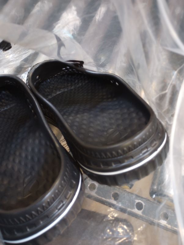 Photo 3 of Amoji Unisex Garden Clogs Shoes Slippers Sandals AM1702 13 Women/12 Men Black --- item is new