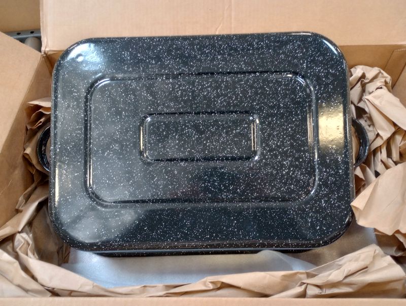 Photo 4 of 1 --- Granite Ware 25 lb. Capacity 19.5 in. Covered Rectangular Roaster, Speckled Black Enamel on Steel --- item is new