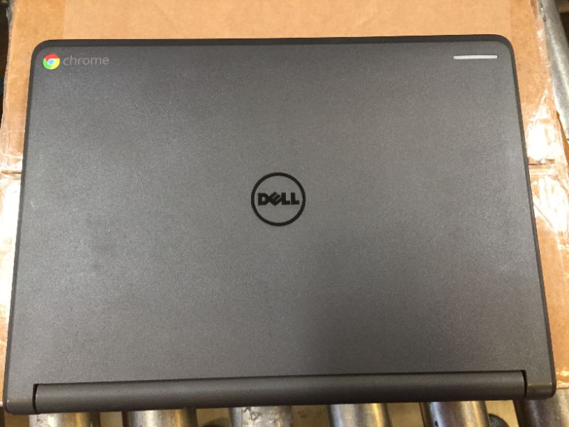 Photo 3 of Dell Chromebook 3120 XDGJH - CRM3120-333BLK (11.6", Intel Celeron N2840 2.16GHz, 4GB RAM, 16GB SSD, Chromebook OS)
