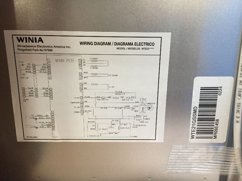 Photo 5 of 21 CU. FT. TOP MOUNT REFRIGERATOR W/ FACTORY INSTALLED ICE MAKER & SNACK BIN - FINGERPRINT RESISTANT STAINLESS STEEL
