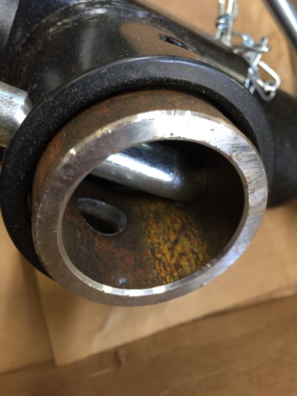 Photo 1 of CURT 28350 Weld-On Pipe-Mount Swivel Trailer Jack, 5,000 lbs. 10-3/4 Inches Vertical Travel --- MINOR RUST DAMAGE