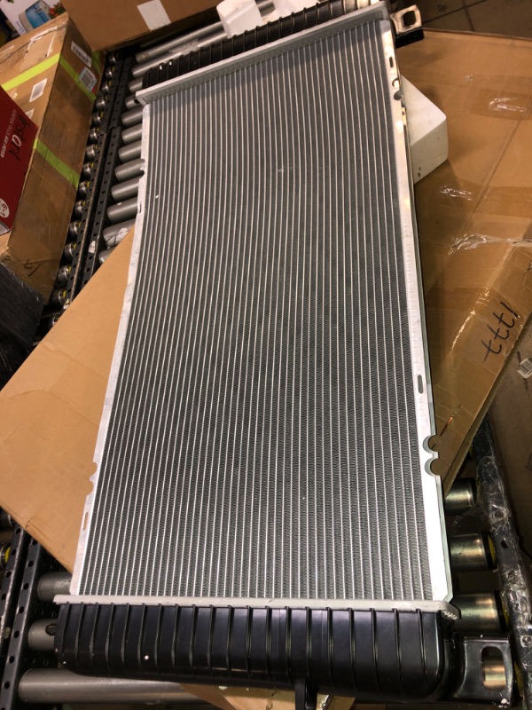 Photo 1 of DWVO 34 Inch Core Radiator Compatible with Chevy Silverado Suburban Tahoe Cadillac Avalanche Escalade GMC Yukon Sierra Hummer H2 4.3L 4.8L 5.3L 6.0L 6.2L DWRD1004