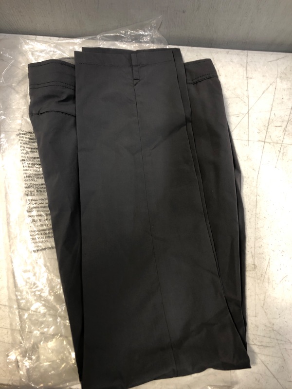 Photo 2 of Amazon Essentials Men's Straight-fit Hybrid Tech Pant Grey 32W x33L 
