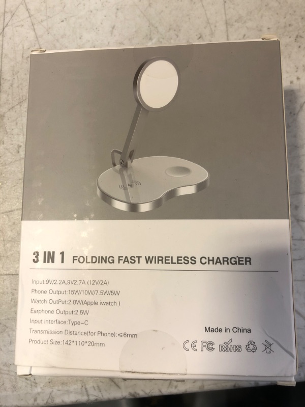 Photo 1 of 3 IN 1 FOLDING FAST WIRELESS CHARGER