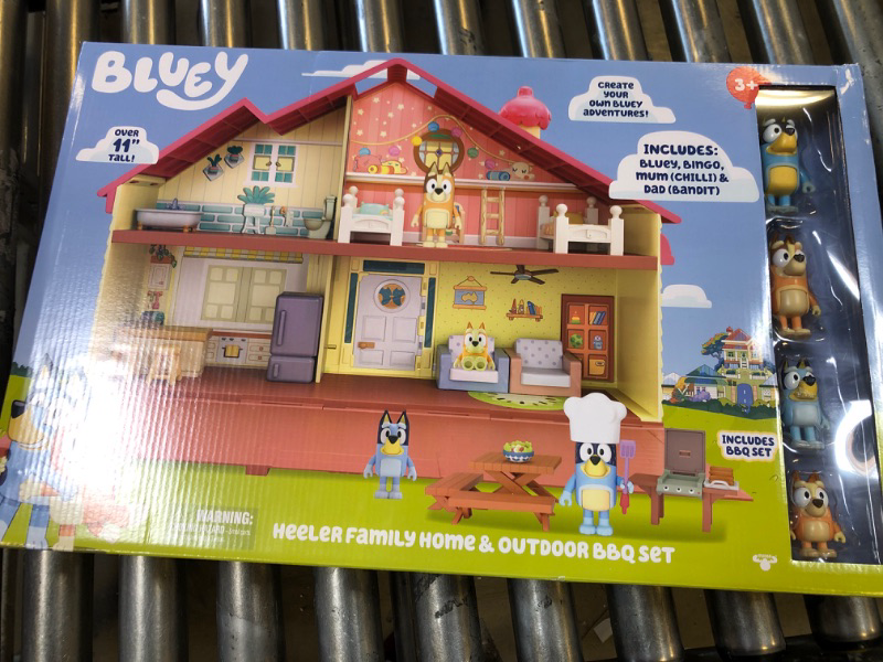 Photo 2 of Bluey Mega Bundle Home, BBQ Playset, and 4 Figures | Amazon Exclusive -- FACTORY SEALED --