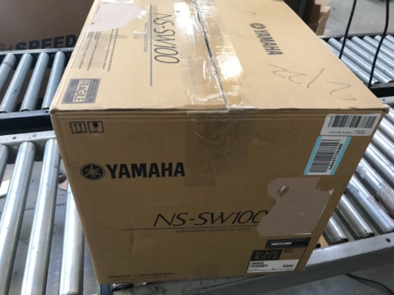 Photo 4 of Yamaha 10" 100W Powered Subwoofer - Black (NS-SW100BL) Single