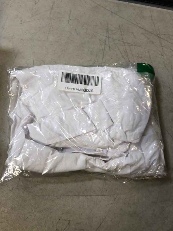 Photo 1 of Amazon Essentials Women's Classic-Fit Long-Sleeve Button-Down Poplin Shirt X-Large White