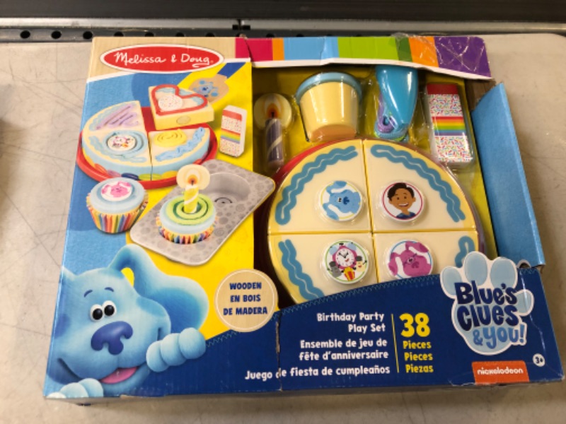 Photo 2 of Melissa & Doug Blue's Clues & You! Wooden Birthday Party Play Set 