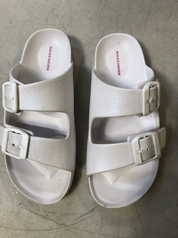 Photo 2 of  Women's Comfort Slides Double Buckle Adjustable EVA Flat Sandals
SIZE 4