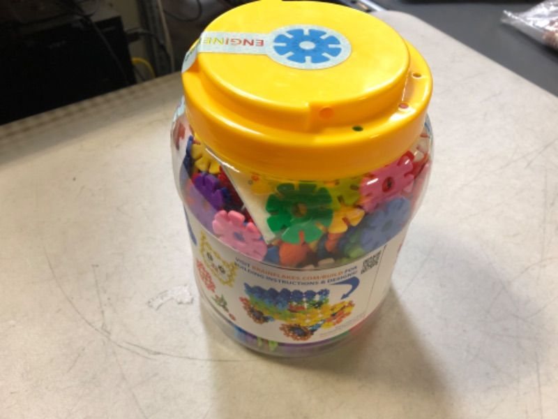 Photo 1 of VIAHART Brain Flakes 500 Piece Interlocking Plastic Disc Set - A Creative and Educational Alternative to Building Blocks - Tested for Children's Safety - A Great Stem Toy for Both Boys and Girls