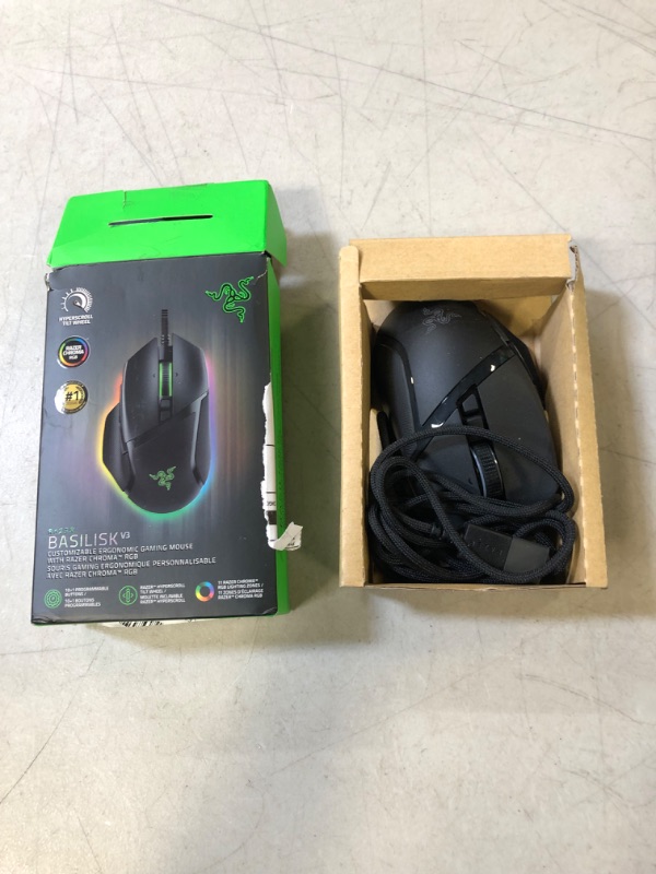 Photo 2 of Razer Basilisk V3 Customizable Ergonomic Gaming Mouse