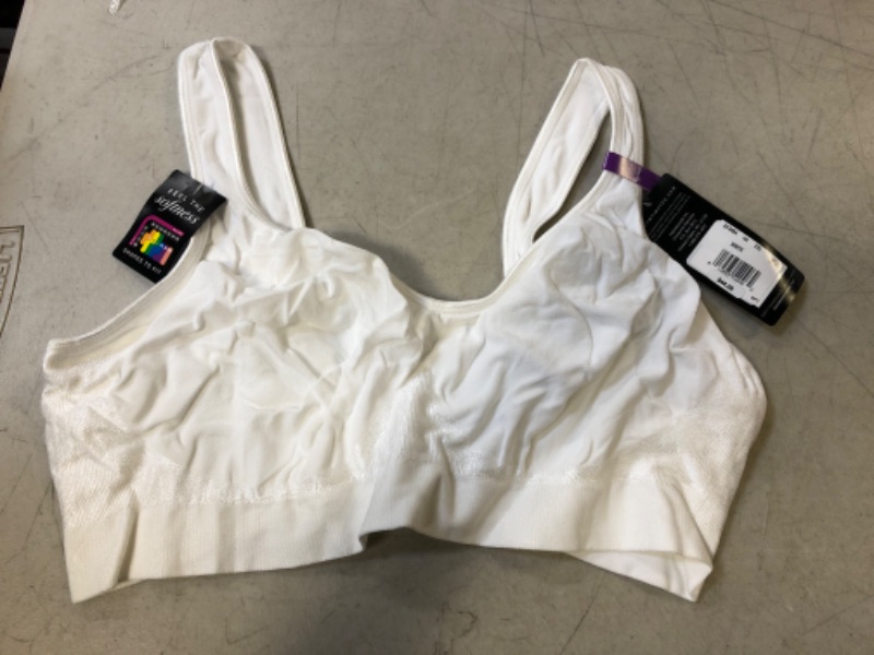 Photo 2 of Bali Women's Comfort Revolution Wireless Bra, Wirefree T-Shirt Bra, Cool Comfort, DF3484 XX-Large White